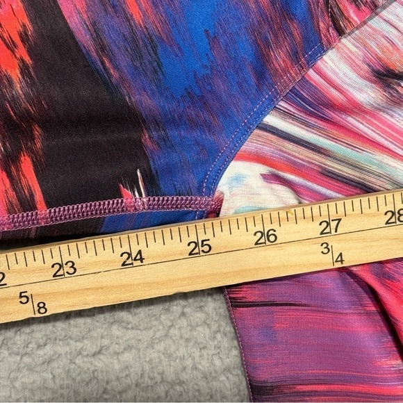 Lululemon Jet Crop (Slim) *Luxtreme Pigment Wind White Multi Size 6 - Picture 12 of 12